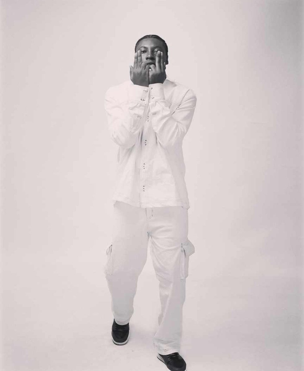 PlayPackTV's tweet photo. #MacBack With "GLOCK FLOW" @MacmGH https://t.co/gNfS1HIJLr https://t.co/ZbOAKNaAnj