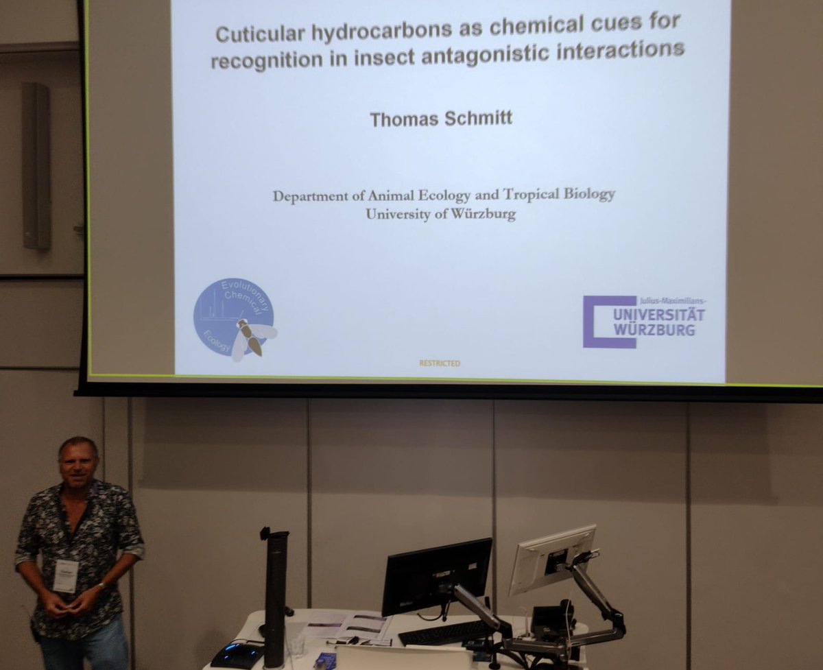 Kicking off the parallel talk on cuticular #hydrocarbons as chemical cues for recognition in insect antagonistic interactions, research by Thomas Schmitt, University of Würzburg. @Uni_WUE @UniExeCEC @UniExeCornwall @UniofExeter #Behavioural #Evolutionary #Ecology #Ento23