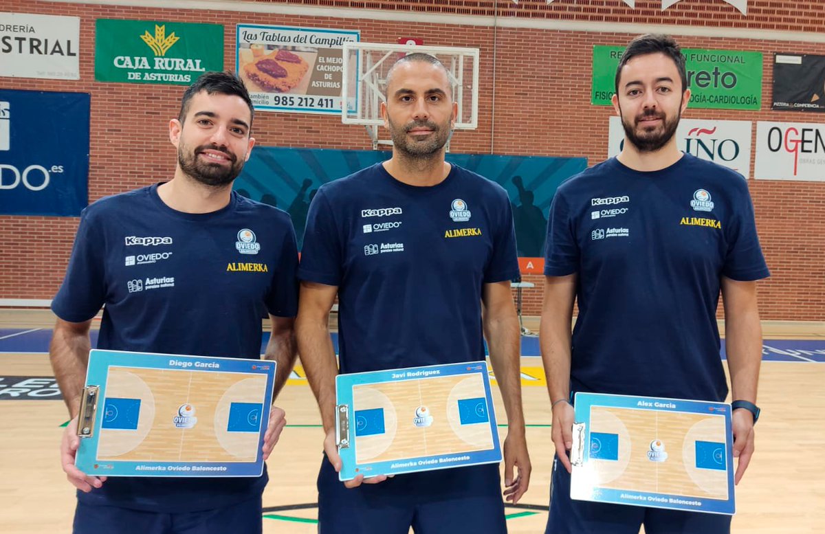 📝 ¡Nuestro cuerpo técnico ya tiene su pizarra personalizada para la nueva temporada!

🙌 ¡Muchas gracias, <a href="/PizarrasMkt/">Pizarrasmkt.com</a>! ¡Estamos deseando estrenarlas!

#alimerkaocb
#yosoyocb