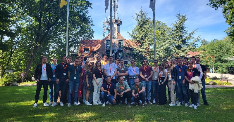 NIPV_NL's tweet photo. Deze week starten 34 studenten met de unieke minor Publieke veiligheid: brandweerzorg en crisisbeheersing, opgezet i.s.m. @Saxion. ‘Wat ik het belangrijkst vind is dat ze inzicht krijgen in hoe zij kunnen bijdragen aan een veiliger Nederland,’ zegt NIPV directeur IJle Stelstra.