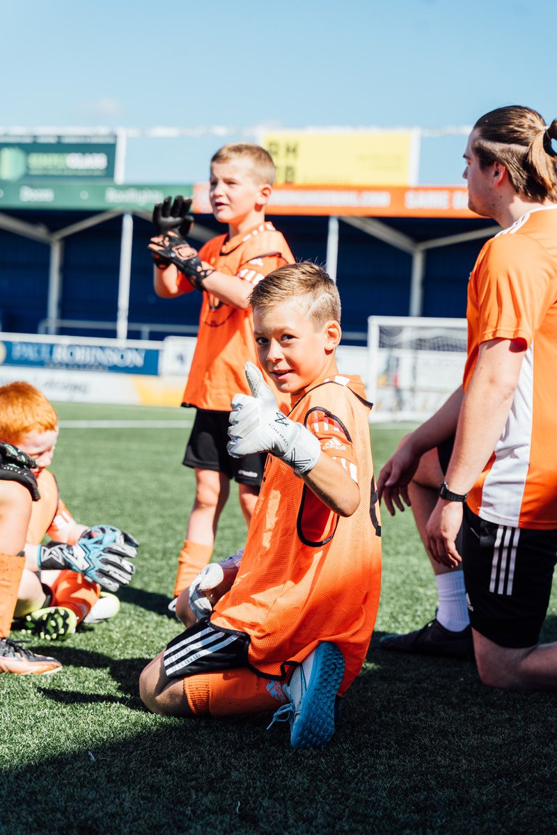 DW_GK_Academy's tweet photo. 🧤𝙈𝙖𝙡𝙙𝙤𝙣 . 𝙂𝙤𝙖𝙡𝙠𝙚𝙚𝙥𝙞𝙣𝙜 . 𝘾𝙤𝙖𝙘𝙝𝙞𝙣𝙜🧤
 
• Established > 2018 ✅
• UEFA Qualified ✅
• Small Groups ✅

🗓THURSDAY’S
⌚️17:00 - 18:00 > U10 GK’s &amp; below
⌚️18:00 - 19:00 > U11 GK’s &amp; above
📍Plume Academy, Maldon 

📲https://t.co/pY1vKx5xFi

#essex #maldon https://t.co/JvlLYvWtsD