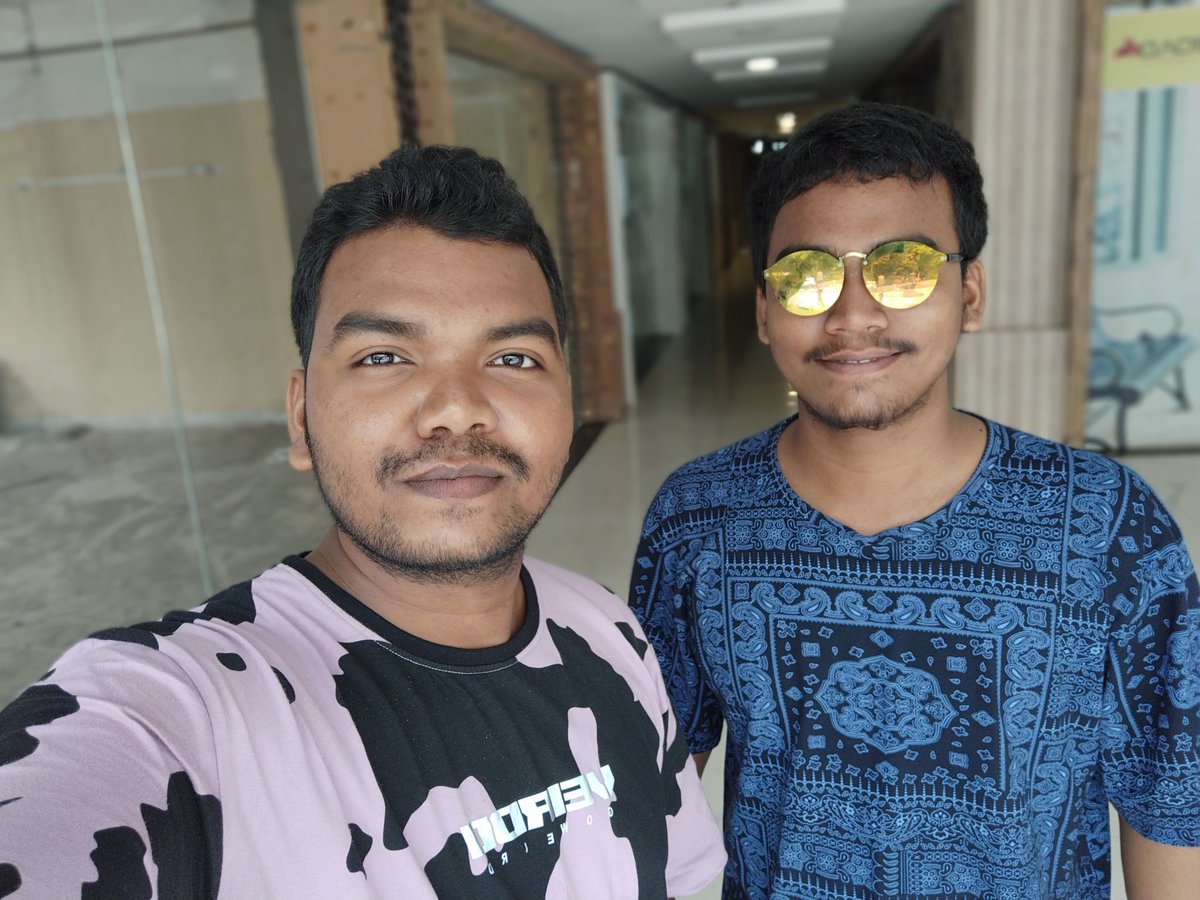 hunkneil1's tweet photo. Done watching jawan🥳
Full of Mass masala... engage with his story... beautifully presentation by @Atlee_dir  4.5⭐/5
#Jawan #JawanFirstDayFirstShow #ShahRukhKhan𓃵 #AtleeKumar #JawanReviews #TrendingNow #rourkela #Odisha #MovieReview #today https://t.co/fLmZDYr4se