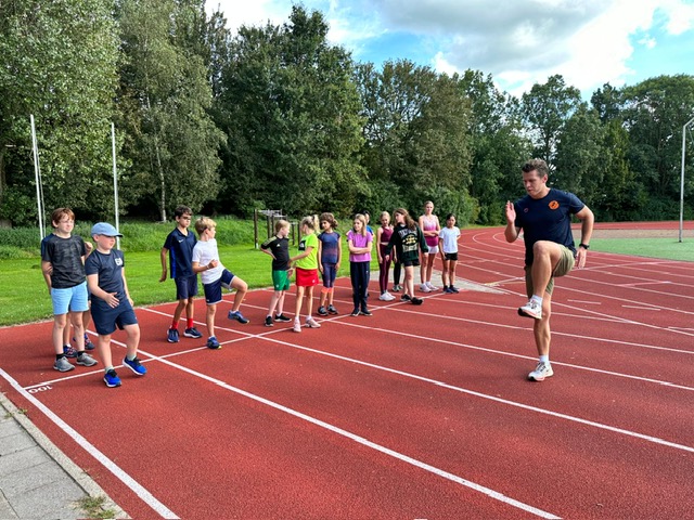 IntlSchAmst's tweet image. Our athletics Fall Season has officially started! Last week we hosted the try-outs and now practices are in full swing! Keep an eye out on the sports calendar to support our athletes! GO BEARS!

#ISAstories #CommunityAtTheHeart #DevelopingCommunities