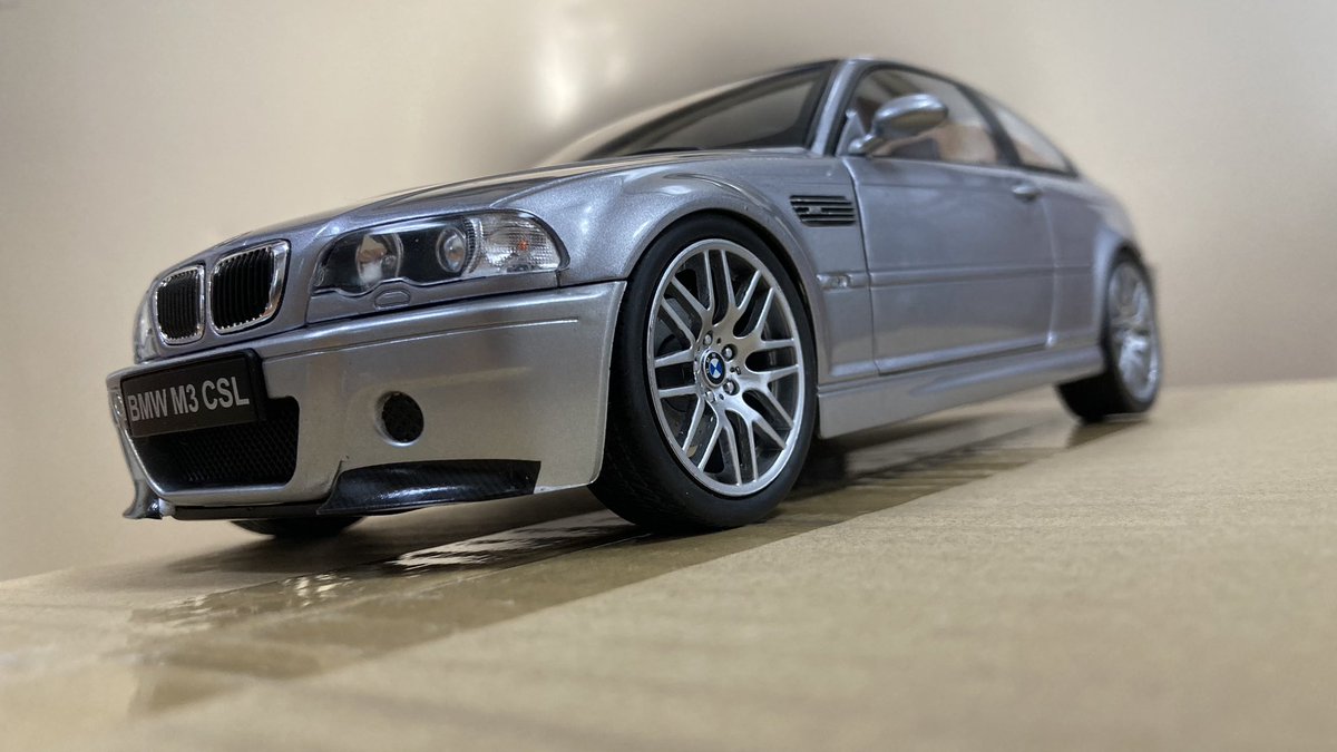 tomo_n52's tweet photo. 1/18 M3CSL買いました。
ただただカッコいい✨
#m3csl #e46m3 #csl https://t.co/hwcfXTO2gg