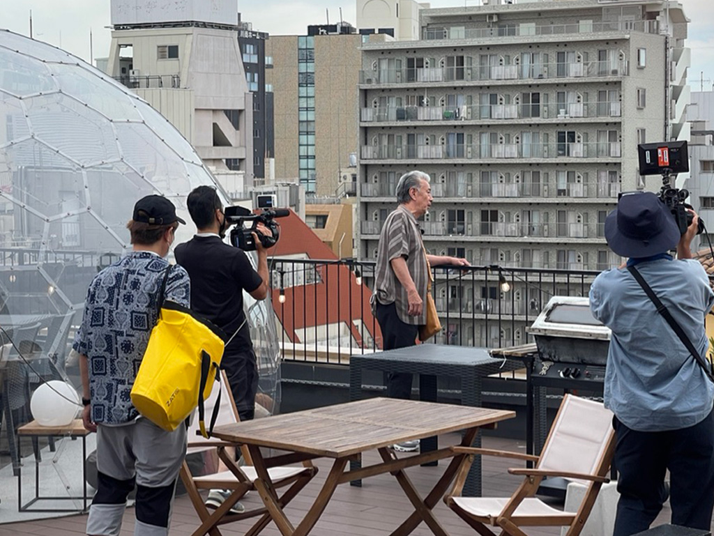 CG_amberkitchen's tweet photo. 2023年9月11日（月）朝9:55〜テレビ朝日「じゅん散歩」にて、ラ チッタデッラ ビ���ーチェ７Fにある『CIELO GRANDE &amp; 黄金のキッチン』が紹介される予定です。
高田純次さんがご来店し、屋上テラスからの景観を眺め、店内などを散策。ぜひご覧ください。

※内容は変更になる場合があります。 https://t.co/LJvFUBUQN2