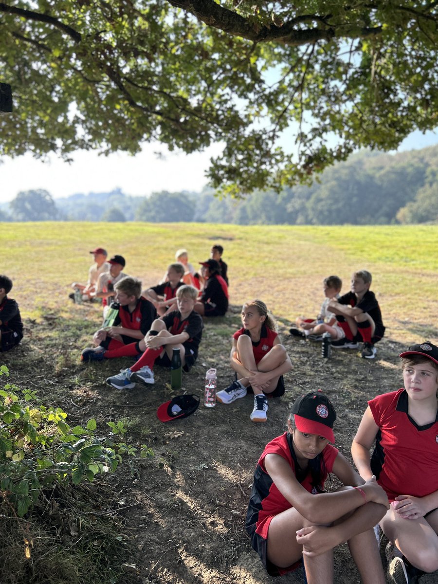 BGS_UpperSch's tweet photo. Year 6 are at Runnymede for some team building this morning. #BGSY6 #teambuilding https://t.co/TnpbV9ejJa