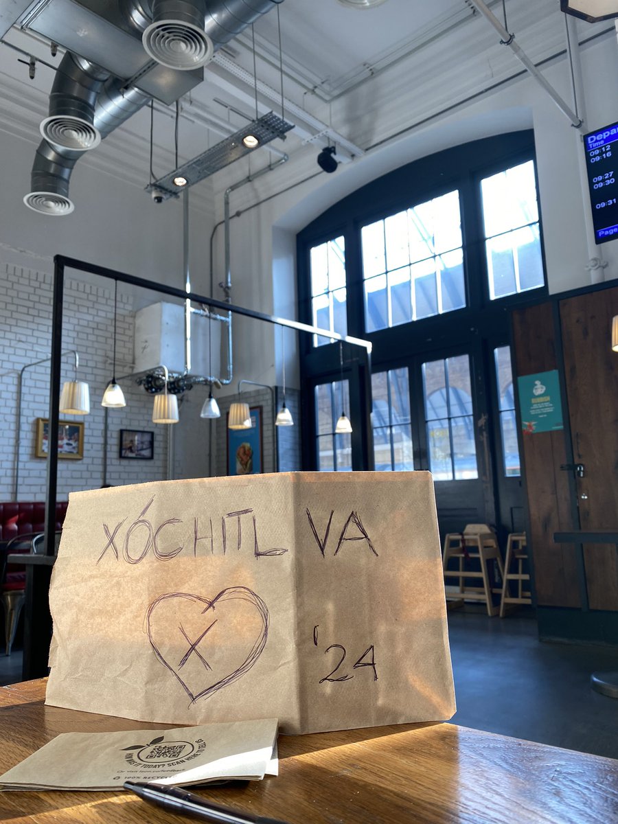 #XochitlVa y #XochiltGalvezPresidenta2024 Apoyo desde La Inglaterra (@ London Kings Cross station) ❤️🤞🏽❤️ @XochitlGalvez @xochilove_rs @arthur_munoz @Fer40499483 @SocCivilMx @FCN_mx