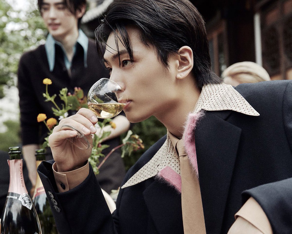 jongseongsjay's tweet image. the jay as zoro agenda is starting to get to me