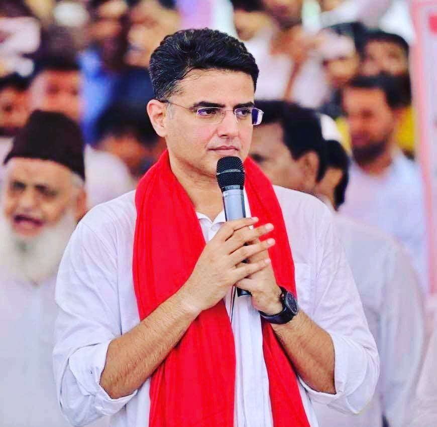 ankitdagars's tweet photo. युवा ह्रदय सम्राट मेरे नेता आदरणीय श्री सचिन पायलट जी को जन्मदिन की बधाई एवं शुभकामनाएँ।
मैं ईश्वर से आपकी लम्बी उम्र एवं उत्तम स्वास्थ्य की कामना करता हूँ।
@SachinPilot https://t.co/lySPtTEKJQ
