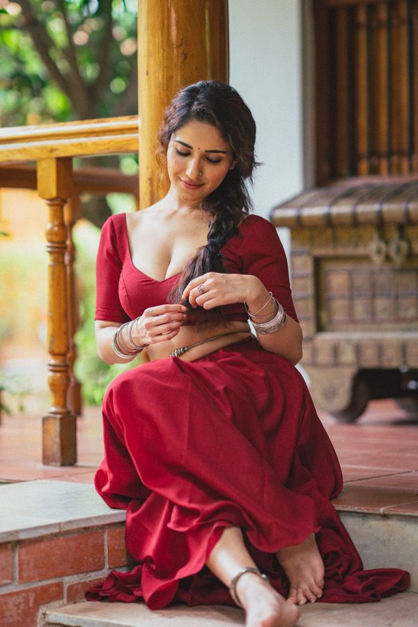 F5aVKp0bAAArn20?format=jpg&name=900x900