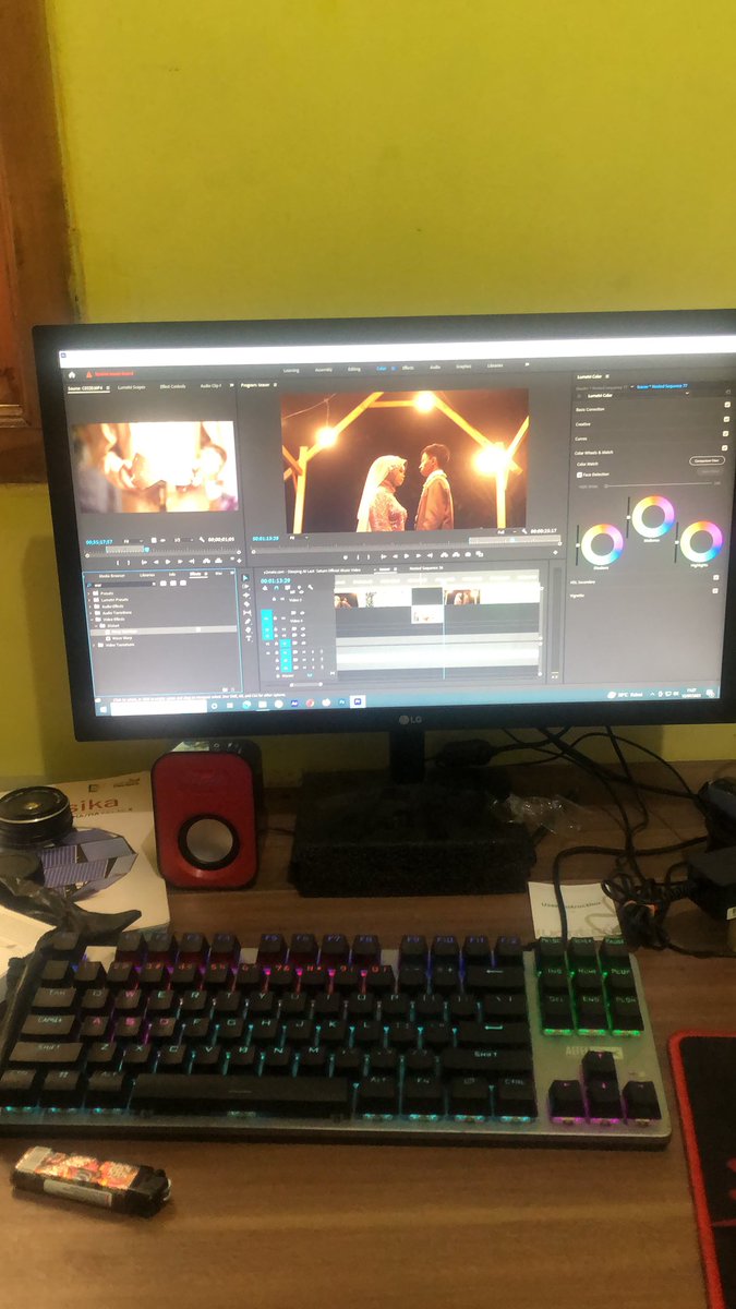 certainn_'s tweet photo. angel angel golek lagu romance cek feel e oleh, pas di upload client dadi “cundamani” ..eala https://t.co/6cqGqg1bx0