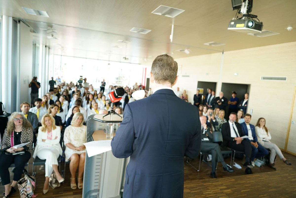 INTERPOL_HQ's tweet image. As part of the #INTERPOL100 celebrations around the world, Austrian Interior Minister Gerhard Karner, 🇦🇹 BKA Director Andreas Holzer and Exec Director of Police Services Stephen Kavanagh addressed a group of future leaders in Vienna, where INTERPOL was founded 100 years ago today