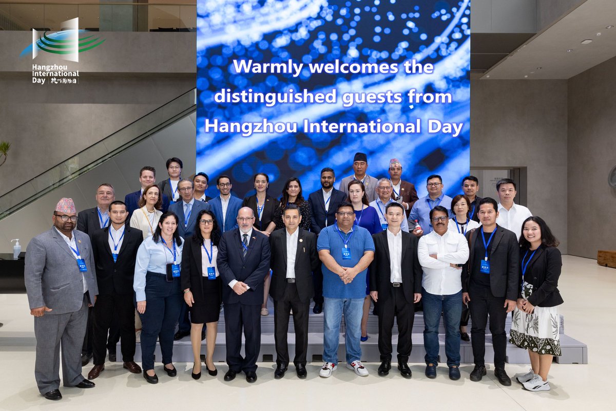 INAinShanghai's tweet photo. 1. 5 September 2023, KJRI Shanghai berpartisipasi dalam kegiatan Hangzhou International Day ke-6 yang diselenggarakan oleh Pemerintah Kota Hangzhou. Kegiatan bertujuan untuk mempromosikan city-branding Hangzhou sebagai kota internasional yang dicetus sejak perhelatan G20 https://t.co/nptwVvr5ig