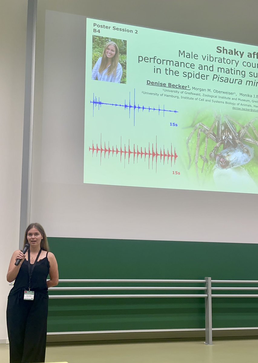 Vibrant 🫨 poster pitch by our bachelor student Denise Becker <a href="/MorganMakanaO/">Morgan Oberweiser</a>  @monika_eberhard in the #dzg23. Come check her poster B4 later this evening to find out about P. mirabilis shaky affairs  🕷️❤️💙🕷️