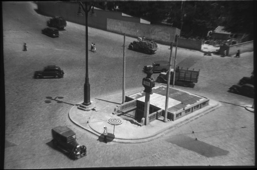 Boca de la estación de Atocha de <a href="/metro_madrid/">Metro de Madrid</a> en los años 40 🚇