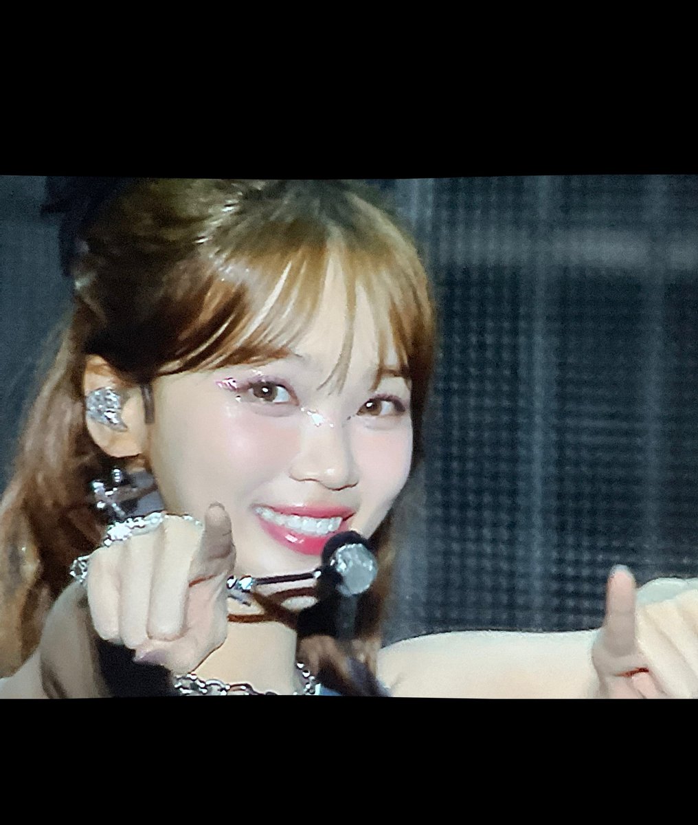 LE SSERAFIM Türkiye tweet media