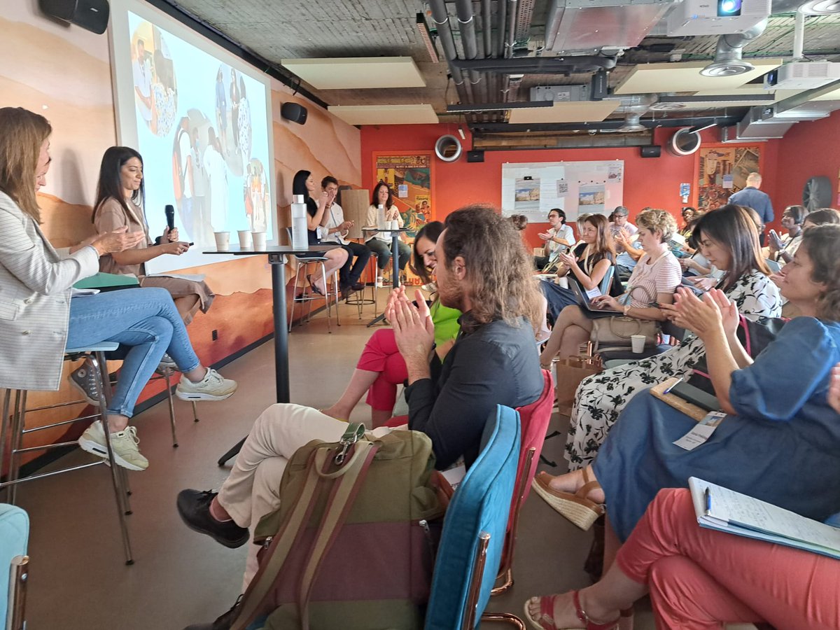 Includ_EU's tweet photo. Today we focus on the #IncludEU results and lessons learned, outlining the contexts and needs in which the pilot initiatives promoting #integration at regional and local levels were implemented in their respective territory.

More on the pilot initiatives👉https://t.co/7n3Xk0vayT https://t.co/TZguqN7lDf