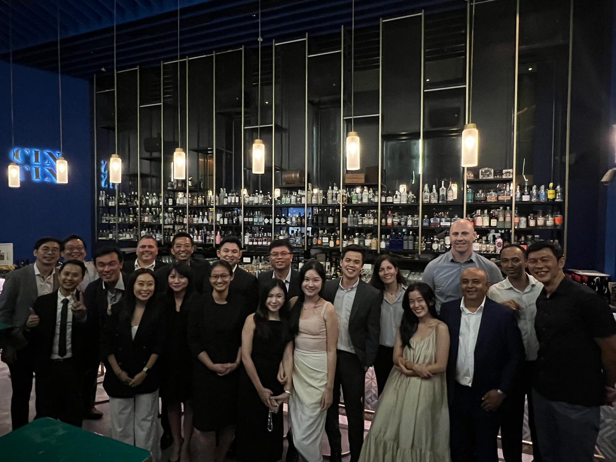 Kryptonfs's tweet photo. Thank you to everyone who joined us at our networking event in collaboration with @BakerTillySG! 🤝

It was a fantastic evening of networking, and we look forward to more opportunities to connect and grow together. 🌐

#HedgeFundClub #NetworkingEvent #Singapore2023 #Krypton https://t.co/r3XvD8iOck