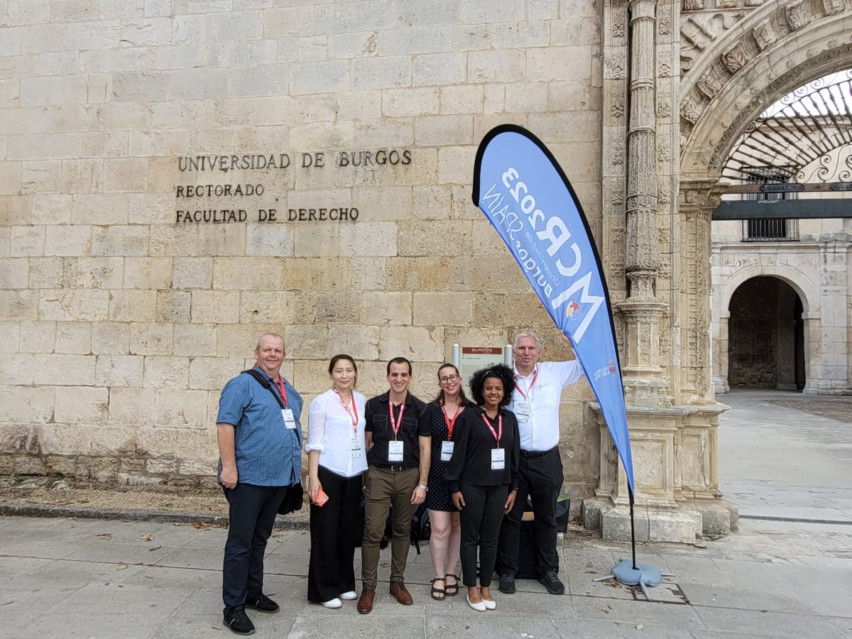 leogcfq's tweet photo. The @IPB_Halle team at the @MCR2023 conference in Burgos, Spain.
Great talks 🥸
Beautiful city 🤩
And amazing food 😋😋😋
#chemistry
#catalysis
#isocyanides https://t.co/lDXbzk6QgI
