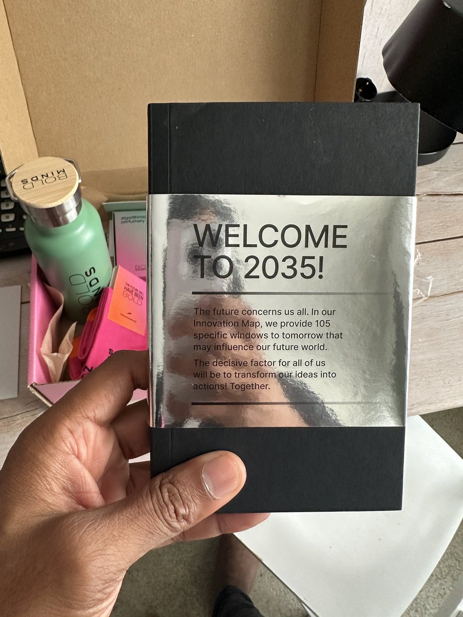 hrishlotlikar's tweet photo. Arrived at the #BoldCommunity Unconference with 50 global technology pioneers @superworldapp #teamsuperworld🌎❤️ https://t.co/anL9aeHq3X