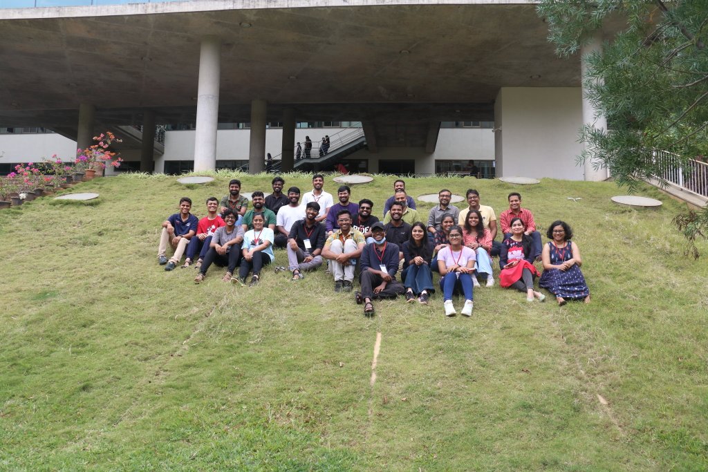 NCBS_Bangalore's tweet photo. The @MFS_NCBS is hosting a workshop on squamate taxonomy that aims to skill participants in identifying lizards &amp; snakes based on morphological features. It also touches upon the topics of phylogeny, biogeography and species discovery.

 #thackeraywildlifefoundation https://t.co/FFdG3n2RDk