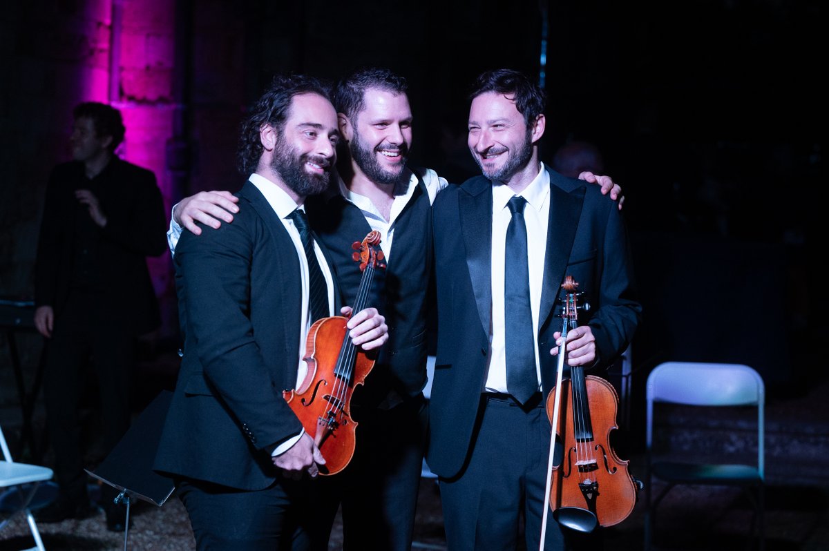 HastingsPhil's tweet photo. #HPOpenDoors Festival 2023 🖤 

We're looking back on wonderful memories of our #HPOpenDoors Festival, which ran from 15th June - 30th July 2023.

Here are some images of our #HPO 'Romantic Music Under The Stars' at Battle Abbey as part of @BattleFestival, on the 25th July 2023. https://t.co/lPZkSy4itQ