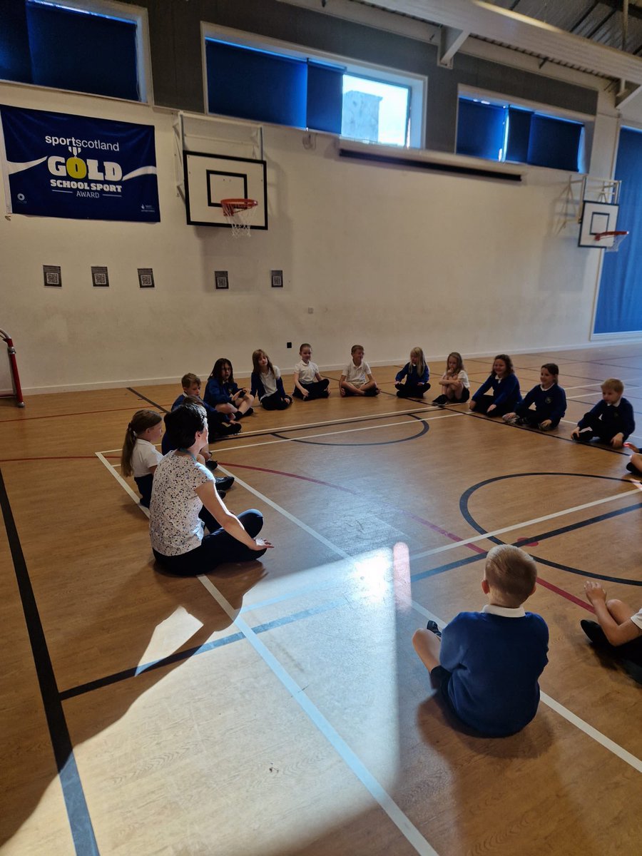 blackridge_ps's tweet photo. P4 were learning about beats with our lovely teacher from NYCOS .
@NYCOScotland 
#bpsmusic https://t.co/avWIAfwRW1