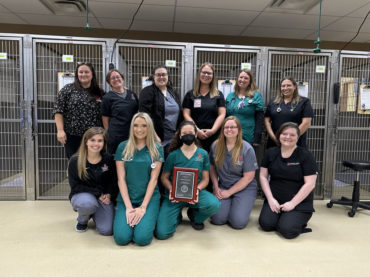 OSUVetCollege's tweet photo. Join us in congratulating the #OSUVetMed Urgent Care team at the Veterinary Medical Center at Dublin for winning the Be The Model® Team Service Award. 🏆
Congratulations! 👏 #BeTheModel https://t.co/zUJbxYuE3F