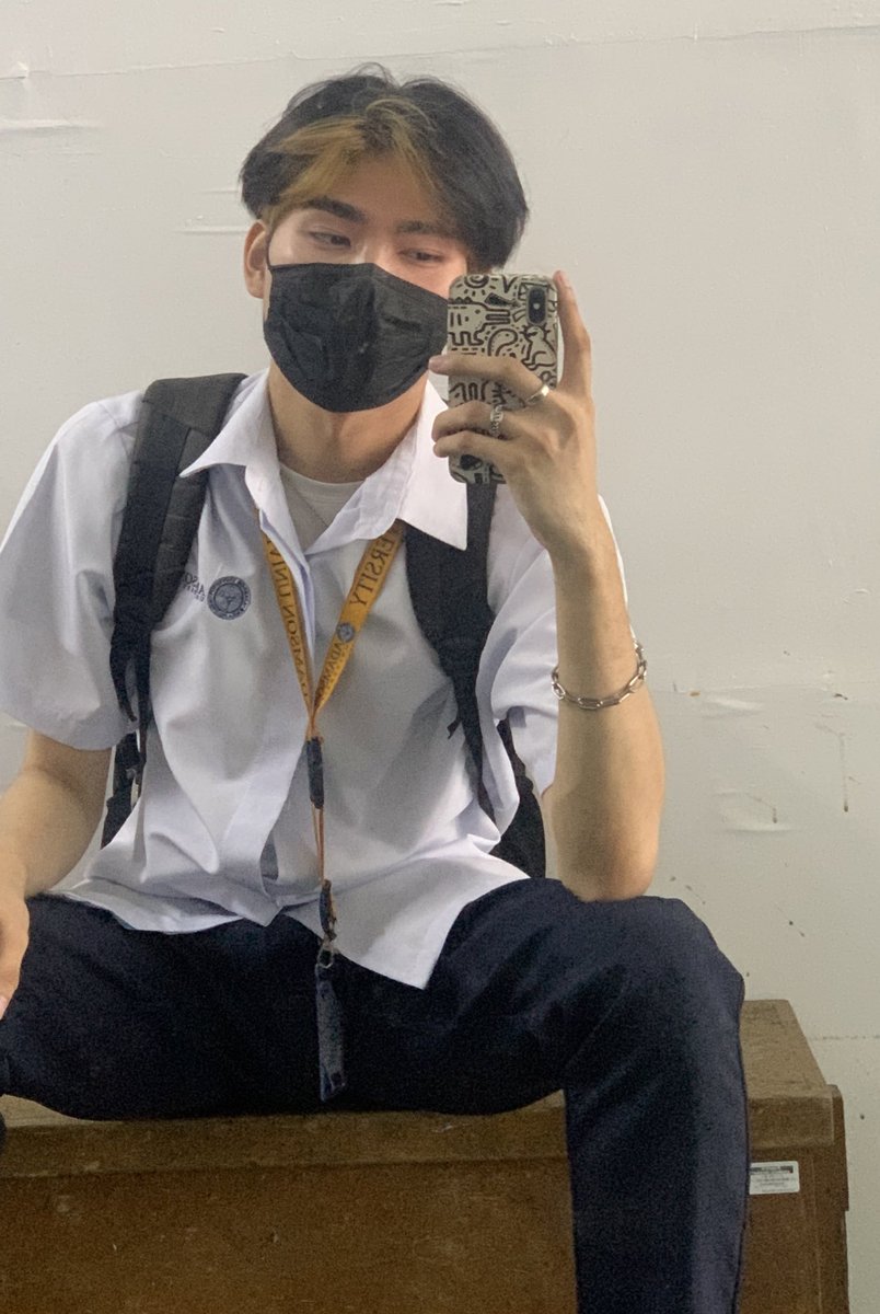 echoboi_'s tweet photo. schoolboi https://t.co/Q5n1O8UIed