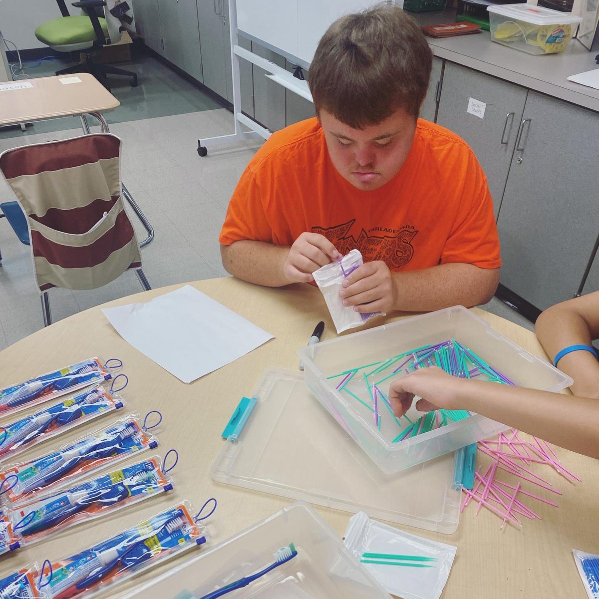 phslss's tweet image. Alphabetizing, sorting, and assembling!