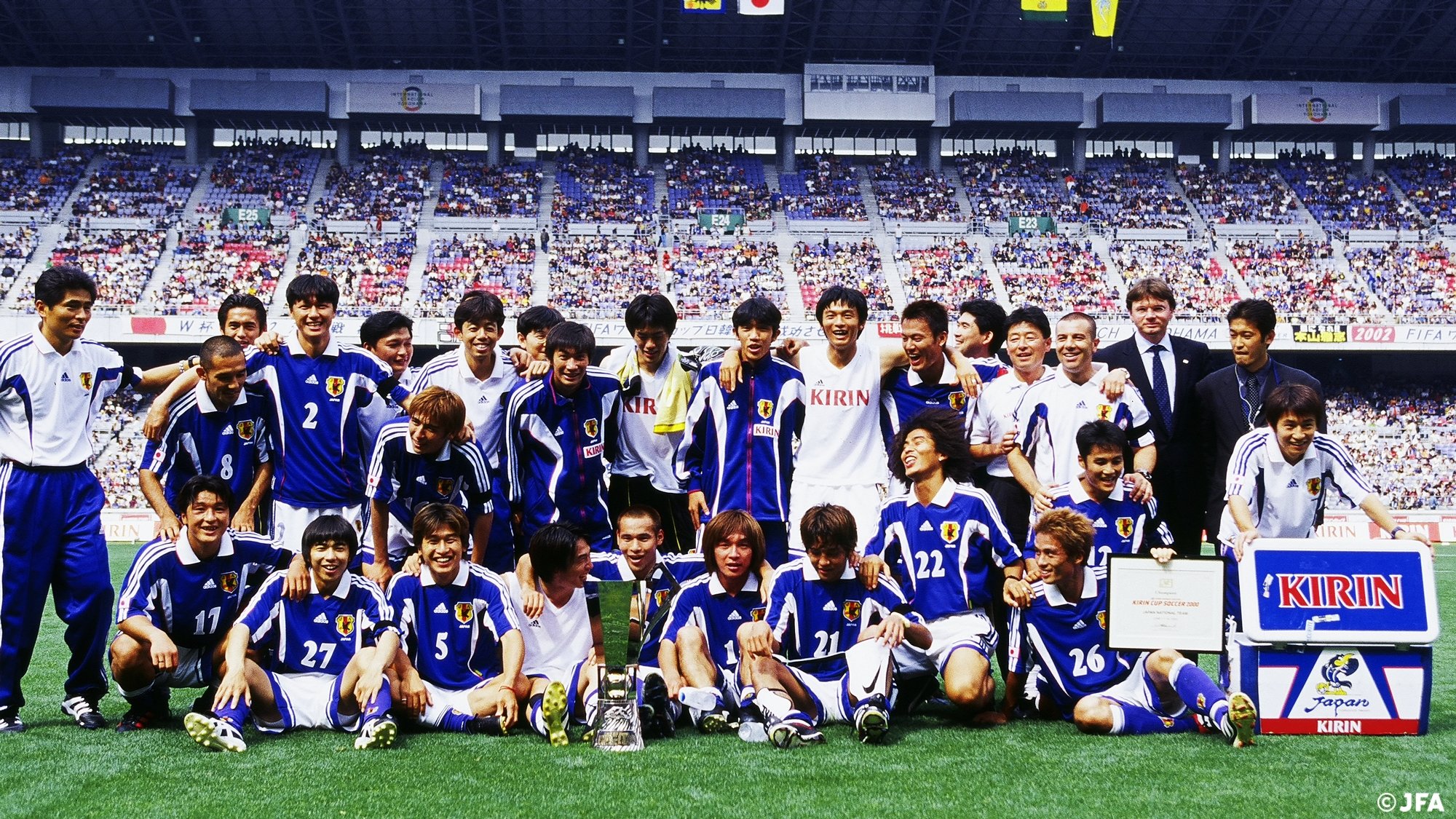 ひろはる　テディベア 2002年 1998年　サッカー 日本代表 ひろはる様専用 テディベア 2002年 1998年 サッカー 日本代表