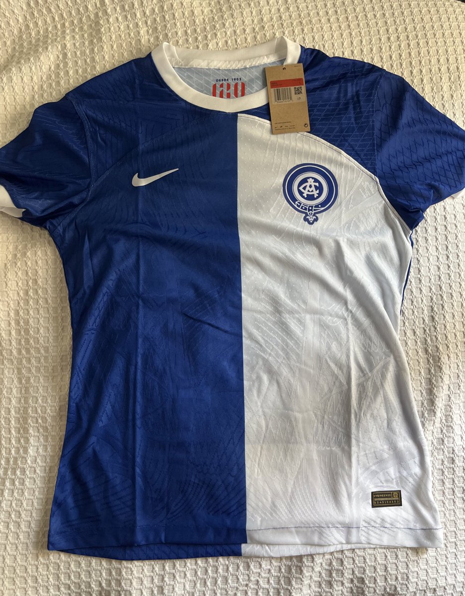 lanzato's tweet photo. Pedido recibido.
Muy buena calidad y tallaje perfecto.
Primera camiseta de muchas.
Gracias @Ctinfo_17 https://t.co/AZuJSwgjmq