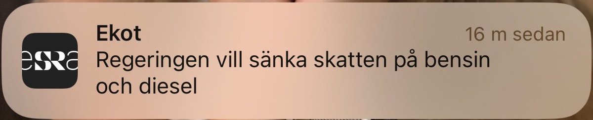 Regeringen: Vi ska ha en effektiv klimatpolitik!

Vad de gör: Sänkt pris på en av de  största källorna till utsläpp i Sverige.

Effekten: Detta kommer kraftigt öka utsläppen och skjuta den gröna omställningen på framtiden.