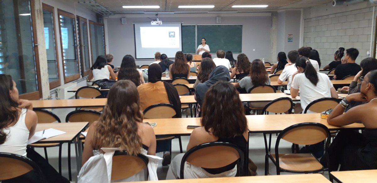 Aurélie Perrier (@aurelie_perrier) on Twitter photo Welcome to the Master 1 students of the "Frontiers in Chemistry" degree. <a href="/SamiaZrig/">SAMIA ZRIG</a> is on stage <a href="/univ_paris_cite/">Université Paris Cité</a> ! Welcome to the Master 1 students of the "Frontiers in Chemistry" degree. <a href="/SamiaZrig/">SAMIA ZRIG</a> is on stage <a href="/univ_paris_cite/">Université Paris Cité</a> !