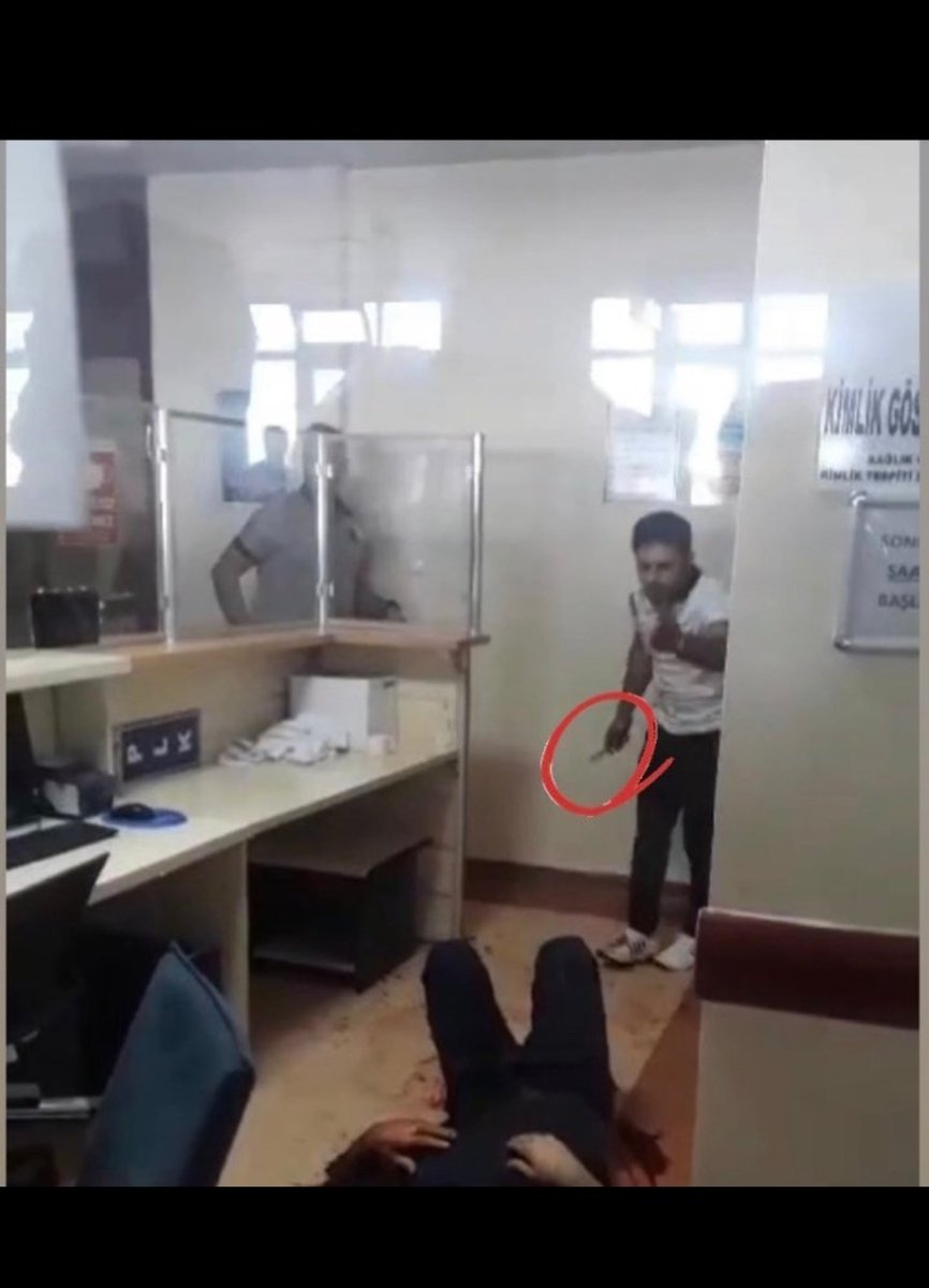 Gaziantep Üniversite Tıp Fakültesi !!
Sağlık kurumlarında hayat kurtaran sağlıkçılar ölüyor!
Can güvenliği hakkımızı istiyoruz!
Gecmiş olsun demekle sorun çözülmüyor!
Can güvenliği nerde !
Tedbirler yeterince alınsın  
<a href="/sagliklicozum/">T.C. Sağlık Bakanlığı Sağlıklı Çözüm</a> 
<a href="/drfahrettinkoca/">Dr. Fahrettin Koca</a>
#beyazkod1111