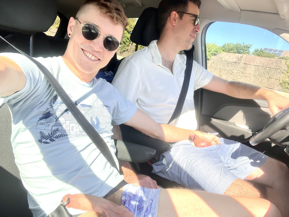 TeddyGloverFF's tweet photo. Berlin here we come! I decided to pull our cocks out on our little road trip with @FelixFFaust and we’re ready to play this weekend for #FolsomBerlin @GloverAcademy https://t.co/Md22KbbqZ5 https://t.co/eRKjxdOqeR