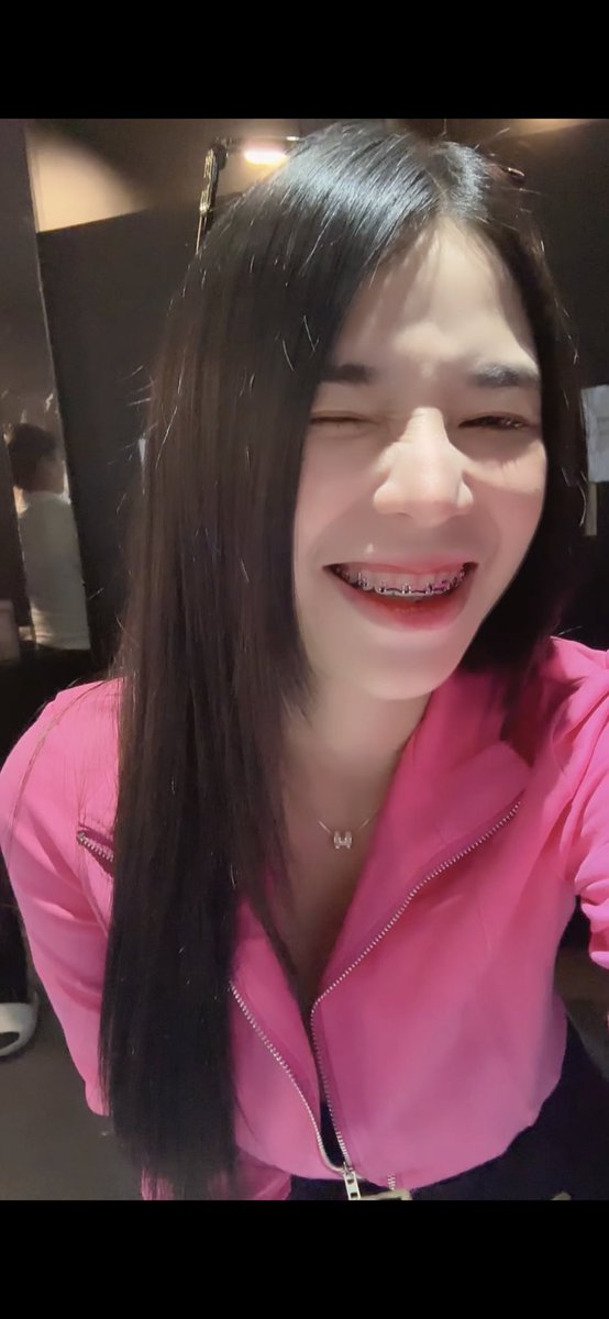 MDLSUCHADaa's tweet photo. ที่เขาไม่ทักมาไม่ใช่ว่าเขามีอีโก้นะ
" แต่เขามีอีนั่น "
https://t.co/Z4xQgMiqun https://t.co/beIraHQvON