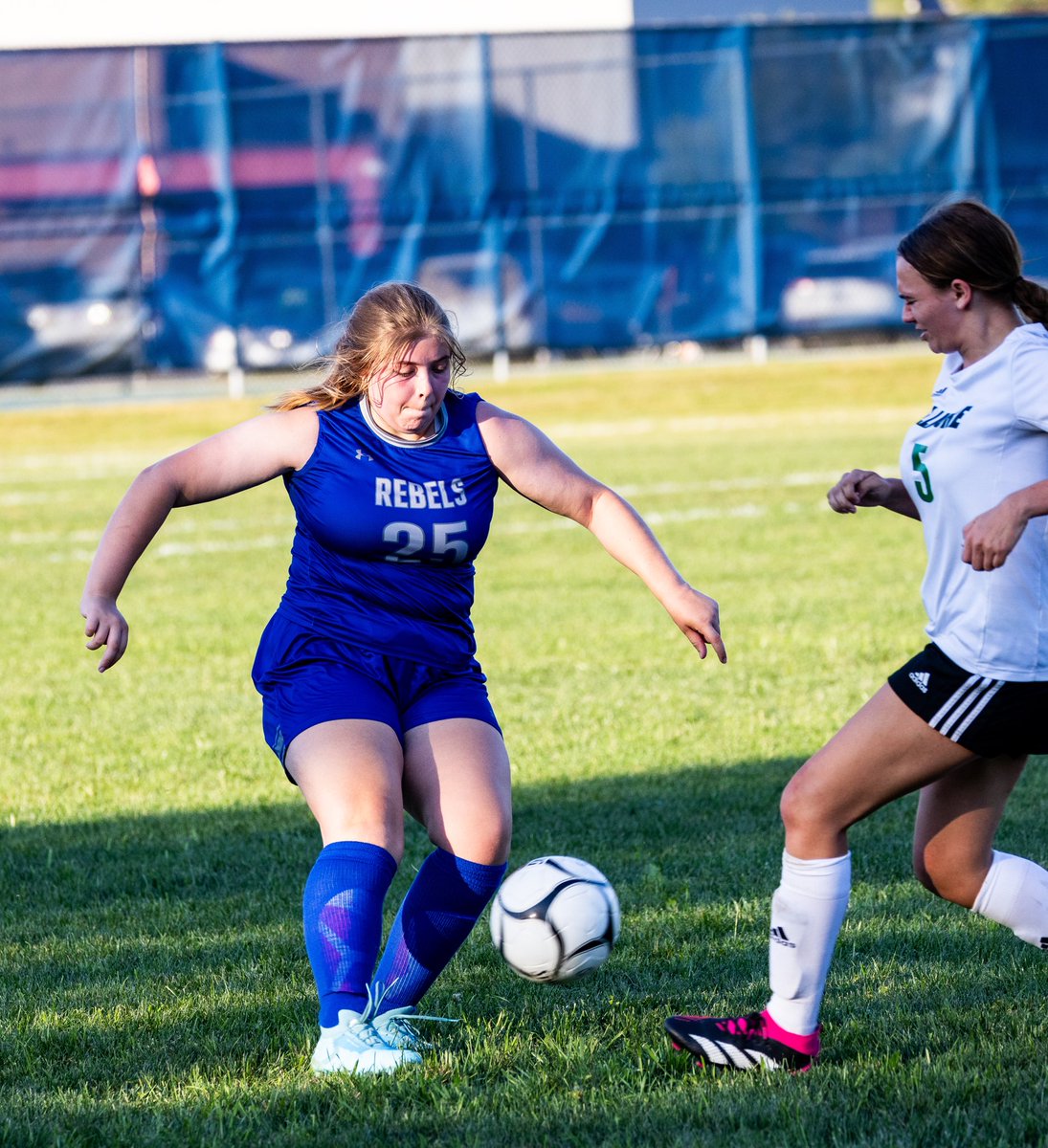 deisel68's tweet photo. Tough loss for the JV Girls Soccer team last night vs Fillmore in one of the warmest evenings of the year. #ItWasHot Keep working hard ladies! #RebelTough #mycrcs @patwight11 @feefifofum74 @Mosher_Jeni https://t.co/SqNuHNrIBG