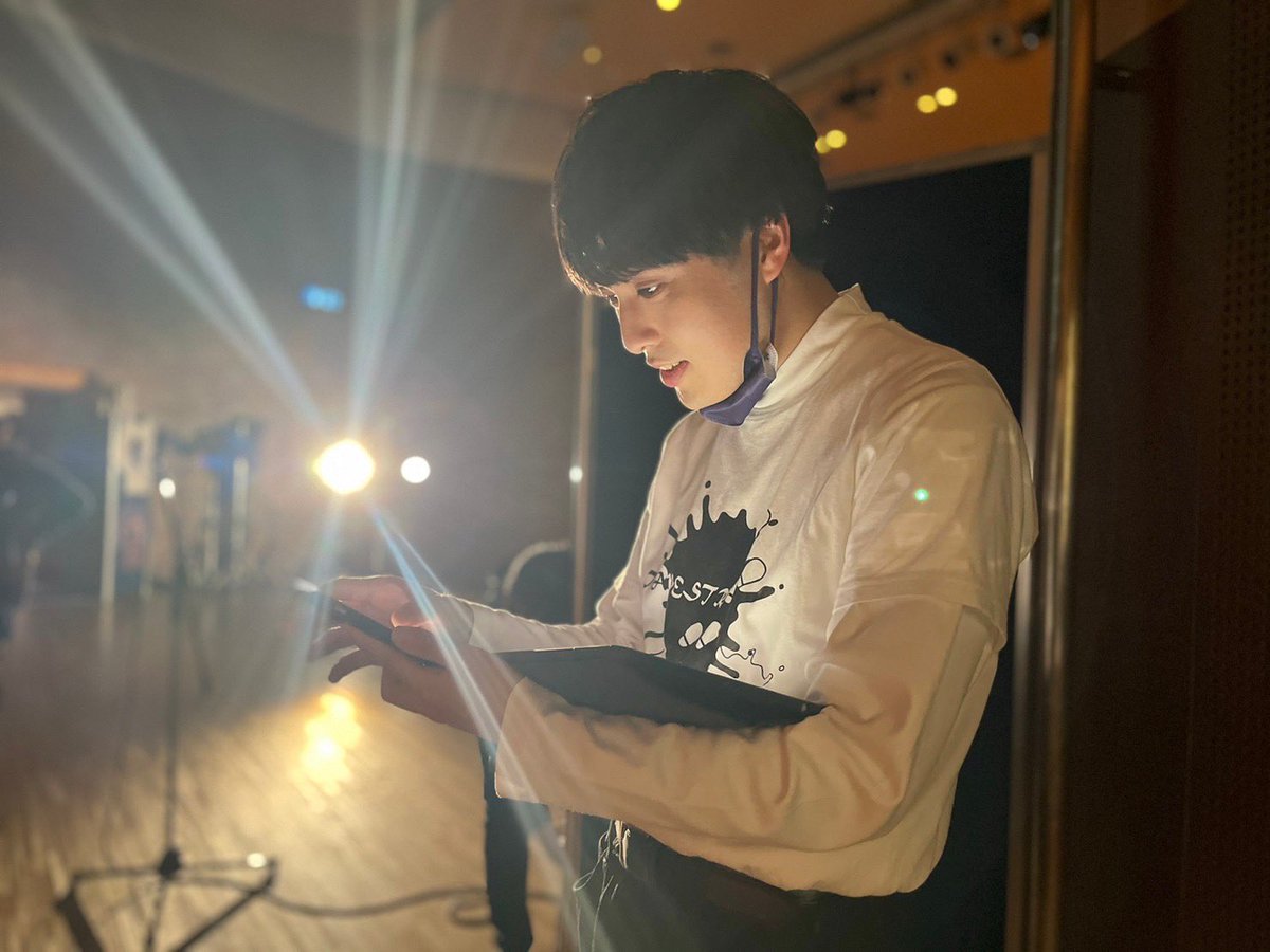 WaveKansai's tweet photo. 主催者紹介①
ゆうせい(@isisuuuu_14)
近畿大学フルーツノート所属の4回生。アカペラに集中するため現在大学を休学している生粋のアカペラーだが、よく考えるとただのニート。

会う時は決まって風邪をひいているため、未だに彼の本当の声を聴いたことがないが恐らくイケボである。
(文責:しんどめ) https://t.co/sr01nbS8S1