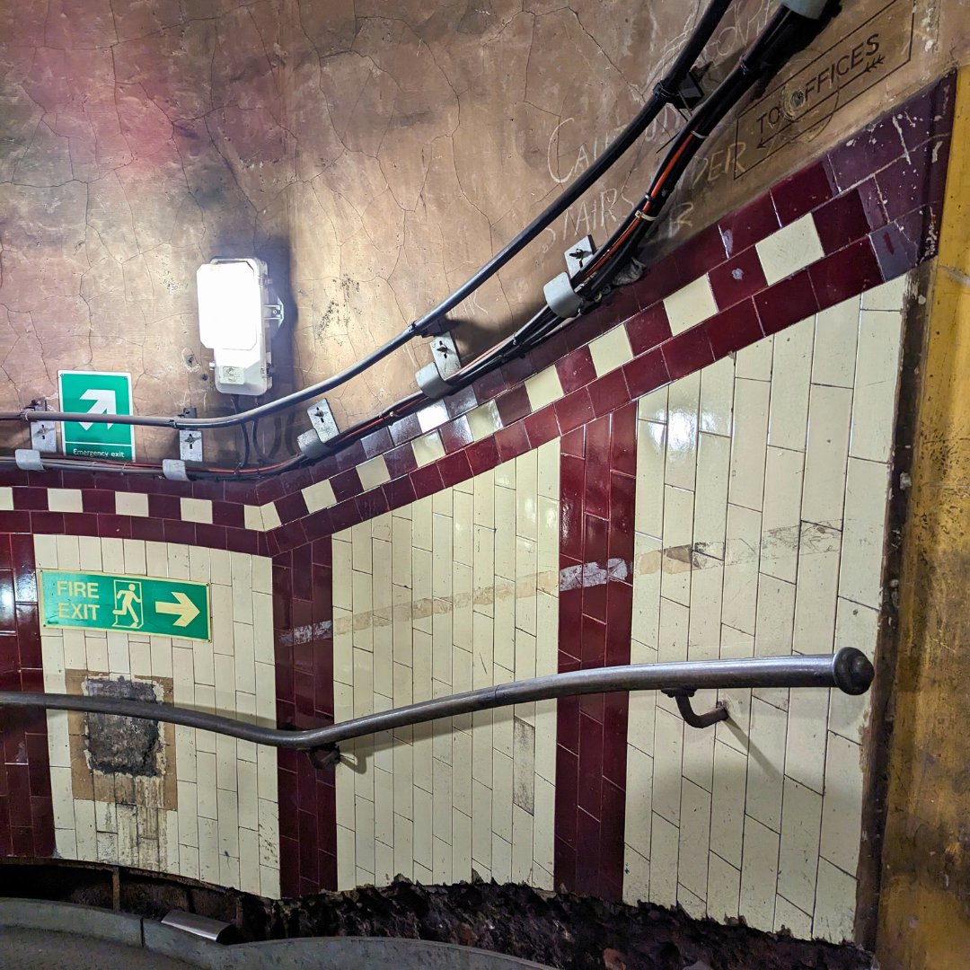 The WBS team recently went on a tour of Down Street station located in Mayfair. 

WBS tiled the whole of Down Street station which opened in 1907. In 1932 the station was repurposed by Churchill and his cabinet and became crucial to winning WW2.

wbsimpsonsons.co.uk/heritage-proje…