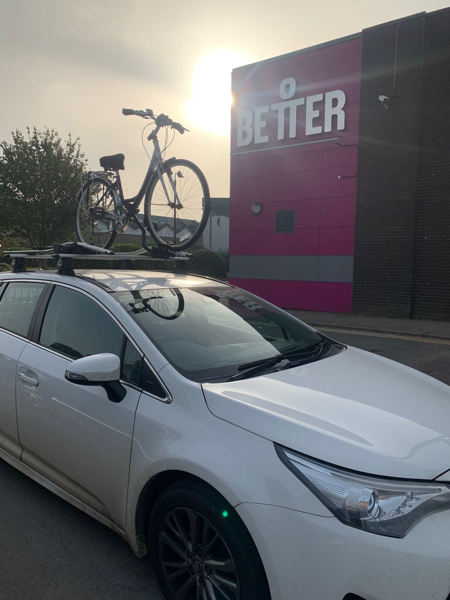 ActiveLincs's tweet photo. Thank you to @BBCRadioLincs for having us on this morning to share a glimse behind the scenes of the #WheelsForLife #bikedonation scheme. A special thank you to news reader Sue for donating her bike. The team at One NK will prepare it for a new home!
https://t.co/nvRj8EYUuS https://t.co/e4Azh5Aaic