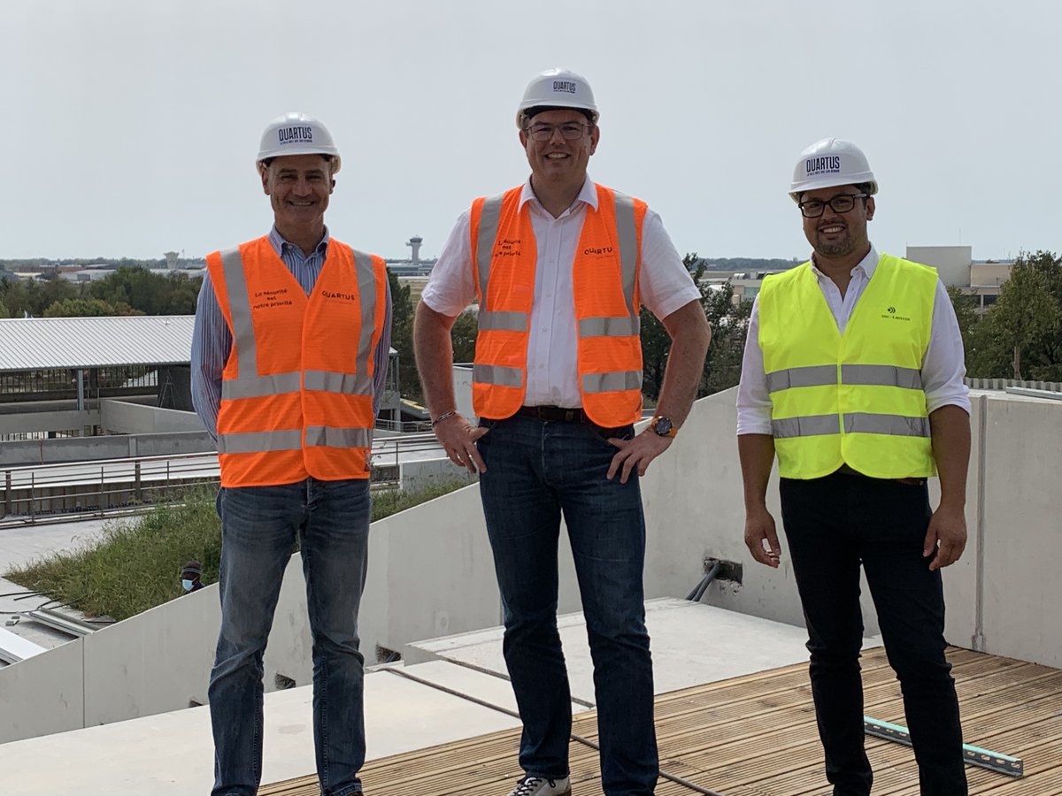 Bdx_Technowest's tweet photo. @Bdx_Technowest reçoit son partenaire Commandement de l'Espace @Armee_de_lair :
👉 échanges avec les #startups de la filière : Exploration Company, @delfox_net, @CmpComposites, @AerixSystems, @ThinkDeepAI, @TouchSensity, @HyPr_Space, @sylphaero, @sense4data, @ad_waibe https://t.co/3x9Zg70xGE