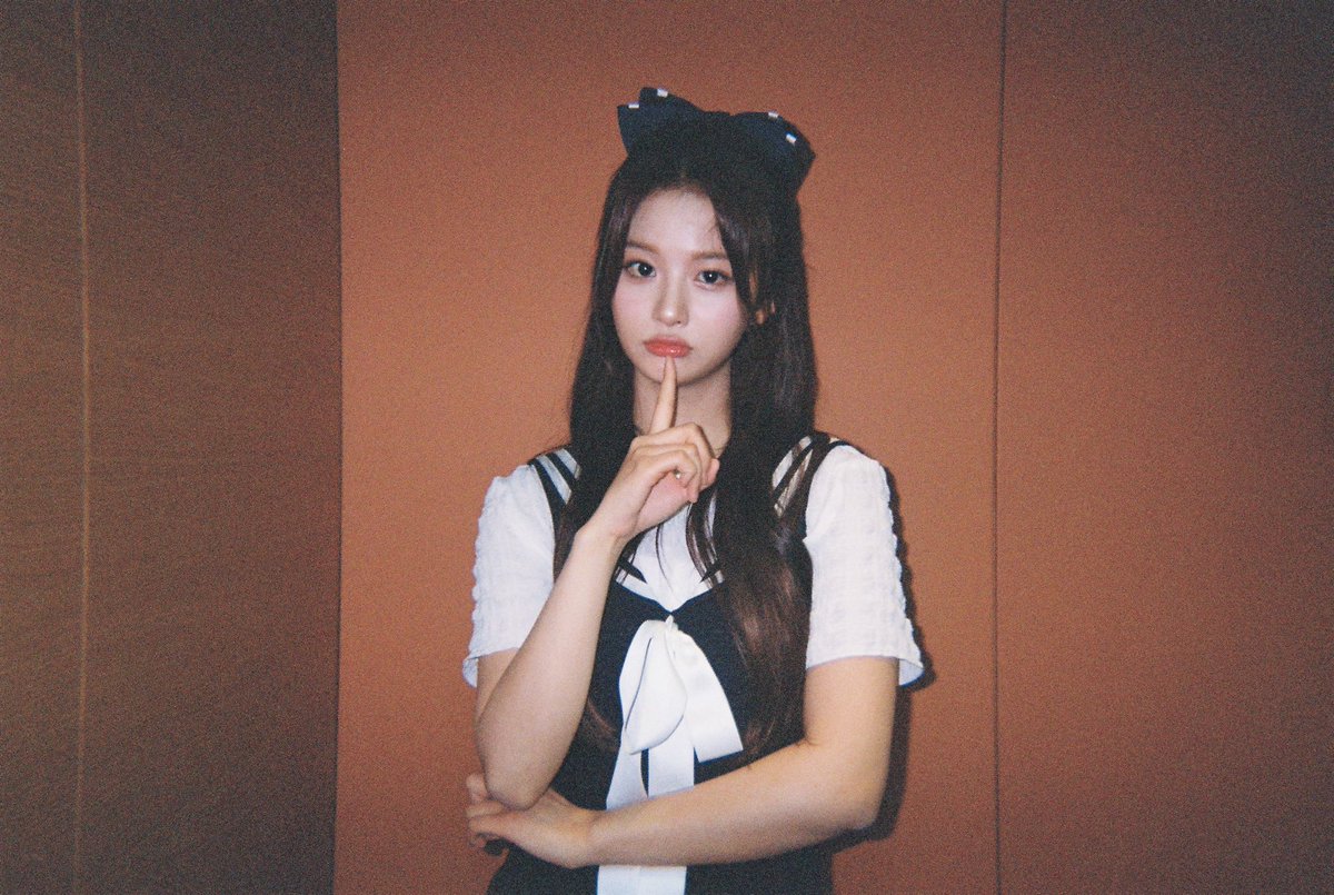 NMlXX_SULLYOON's tweet photo. [📸] #N_SNAP 🛳️⚓
in MBC 쇼! #음악중심

#NMIXX #엔믹스 #エンミックス
#SULLYOON #설윤 #ソリュン https://t.co/2r88z7m8Qd