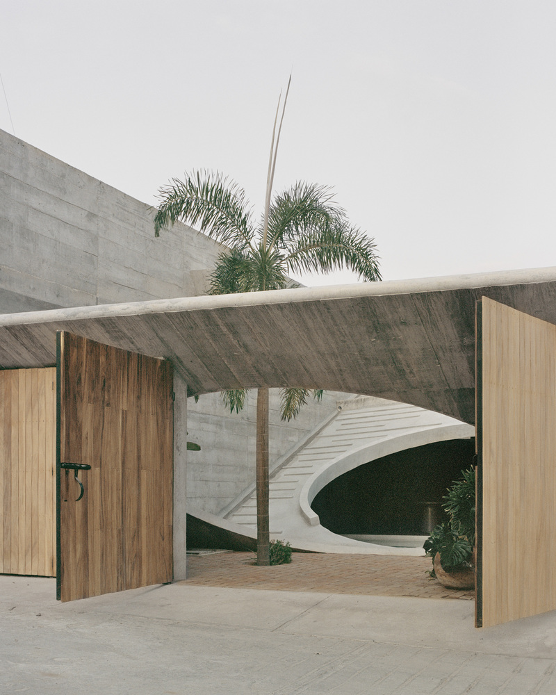 MANUEL TORRES DESIGN tweet media