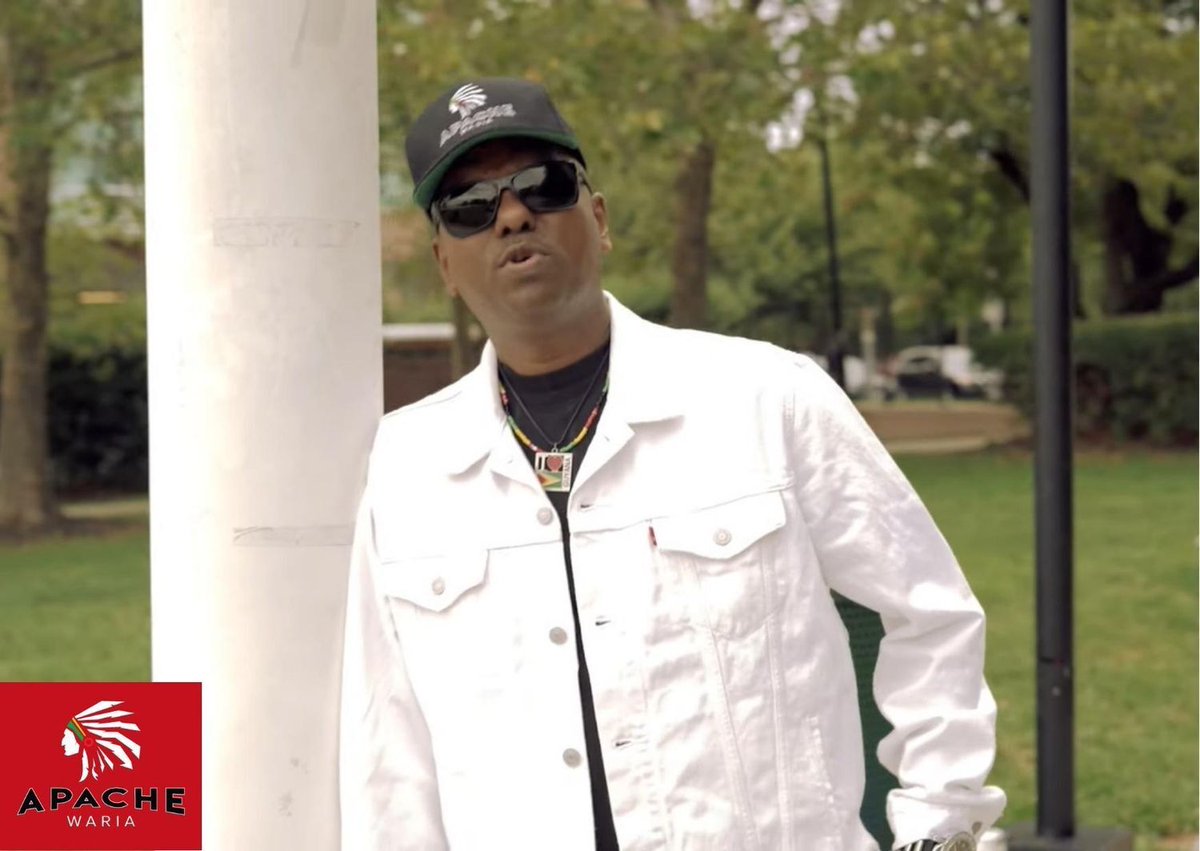 apache_waria's tweet image. Throwing it back to this remix of "Benji Darling" with Yangki Tiny Beti. Check it out: bit.ly/3XV1DRZ #ApacheWaria #CaribbeanMusic #ChutneyMusic #SocaMusic #GuyaneseMusic