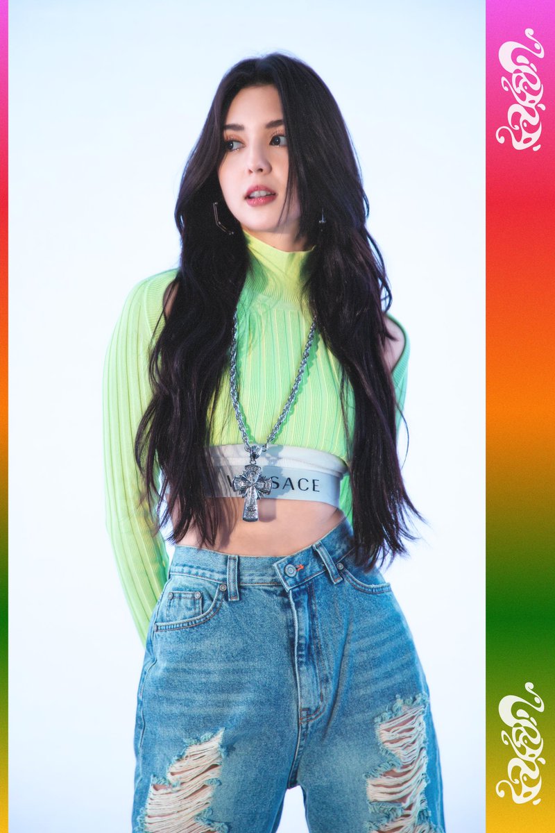 yapirivera's tweet photo. Hi she is Maria Chantal Videla aka Chanty of girlgroup Lapillus she is also an actress from the Philippines ✨ https://t.co/BVC5bMUriB