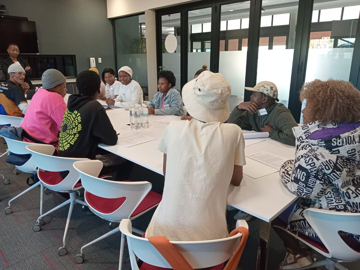 Common Purpose ZA (@commonpurposeza) on Twitter photo A massive thanks to our amazing hosts <a href="/VSKunstefees/">Vrystaat Kunstefees • Arts Festival • Tsa-Botjhaba</a> , Central Media Group, <a href="/LesediFM/">#KeMollelwa</a> , #FSDSAC for hosting our Bloemfontein Kick-Start Participants.
#PESP3 #DSAC #BASA26 #BIZARTZA A massive thanks to our amazing hosts <a href="/VSKunstefees/">Vrystaat Kunstefees • Arts Festival • Tsa-Botjhaba</a> , Central Media Group, <a href="/LesediFM/">#KeMollelwa</a> , #FSDSAC for hosting our Bloemfontein Kick-Start Participants.
#PESP3 #DSAC #BASA26 #BIZARTZA