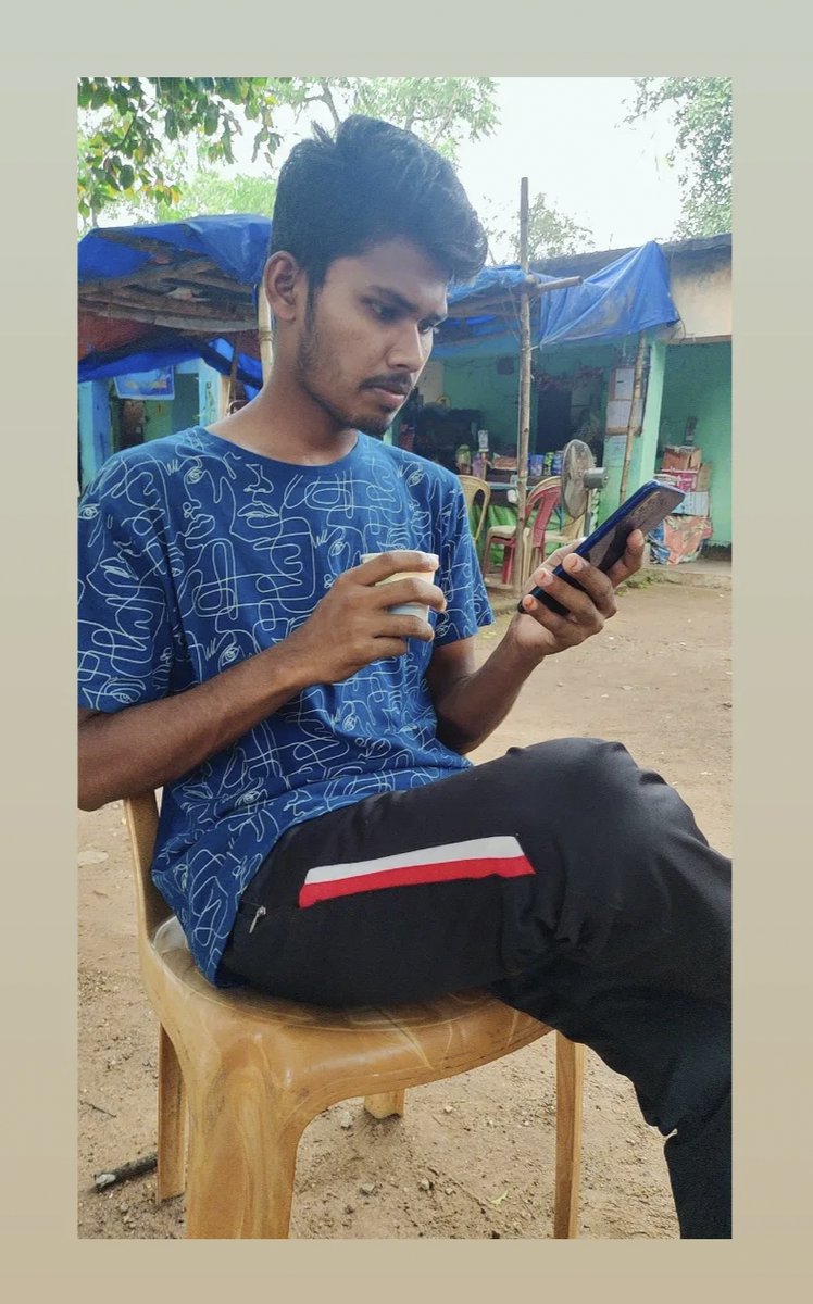 Naresh23_'s tweet photo. Cool 🌧⛈💚weather  &amp; streets of #nitrourkela calls for some garam Chai☕ ! at backpost. 

But then I realised.
Tea is now GSTea🤭

#chai #nitrourkela 
#btechdairies #nitrdairies
#monsoon https://t.co/NR8ni0lkUQ