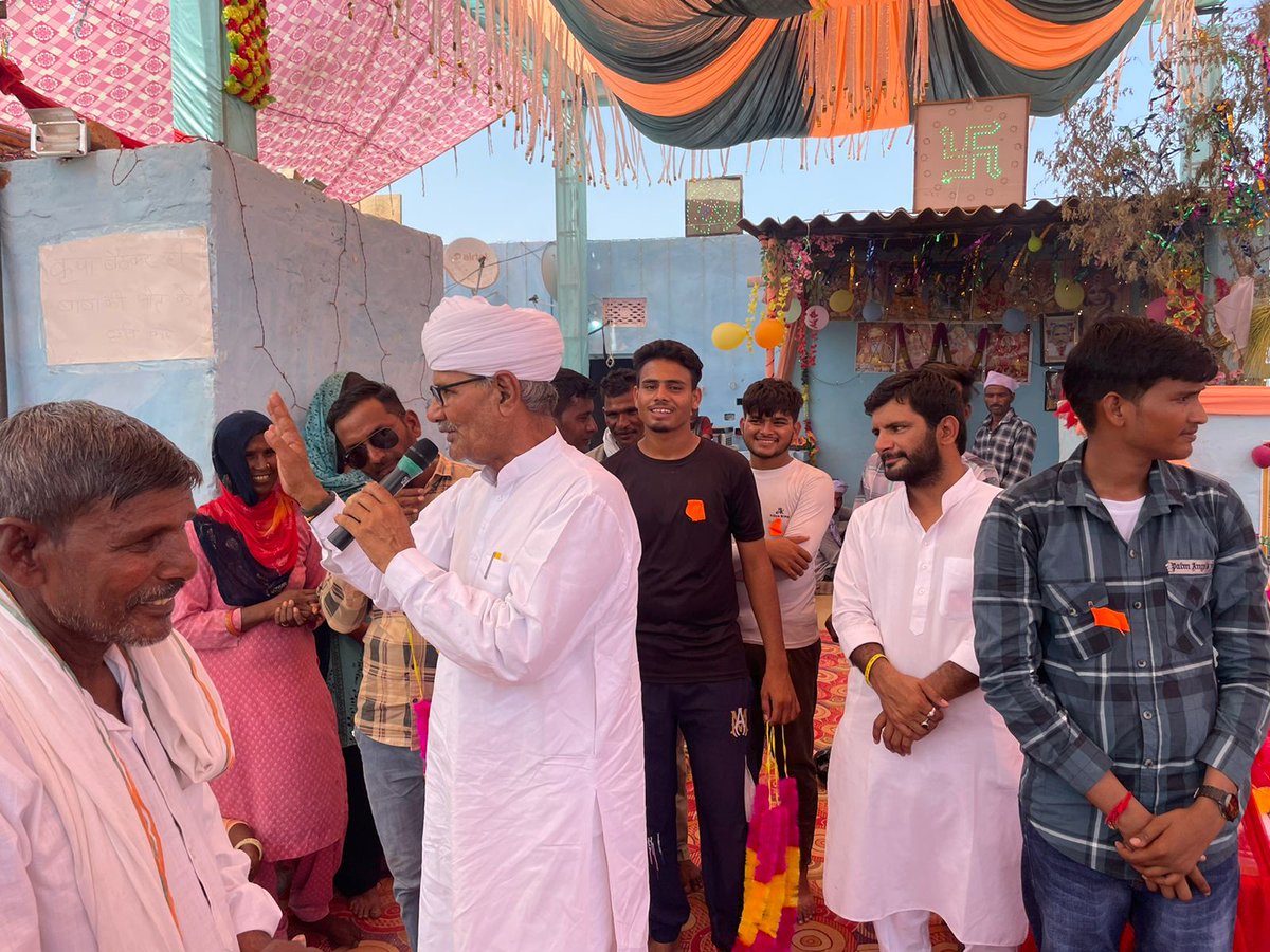 SahabramSangria's tweet photo. #sahabrambishnoi
सुरेवाला व खाराखेड़ा गांव में जाहर वीर गोगा जी व कृष्ण जन्माष्टमी महोत्सव पर आयोजित समारोह में सभी को बधाई दी व ग्रामीणों ने जो मान सम्मान दिया उसके लिए आभार
#AshokGehlot #RahulGandhiVoiceOfIndia 
#sangria #AICC https://t.co/S2Lk2pHpWS