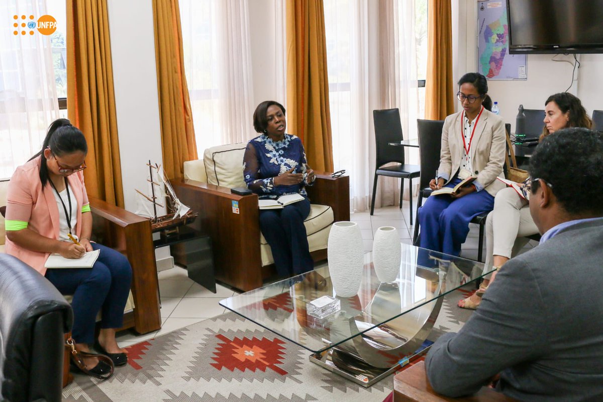 UNFPAMadagascar's tweet photo. @UNFPA is committed to preventing teenage pregnancies &amp; sexually transmitted infections through #ComprehensiveSexualEducation in schools.

Today's meeting w/ potential partners incl. #MarieStopes, @medecindumonde, #Iyafp is mainly focused on how to improve working tools. https://t.co/mj2ohne8jj